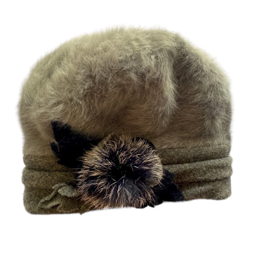 50% Angora 30% Wool 20% Acrylic‎ Gray/Black Women’s Hat